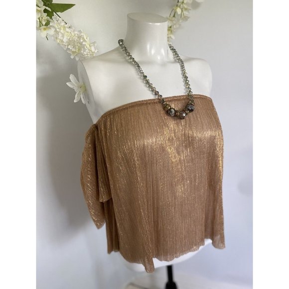 NWOT Forever 21 Rare Shimmery Rose Gold‎ Off Shoulder Glam Disco Top Size Medium - Picture 1 of 12